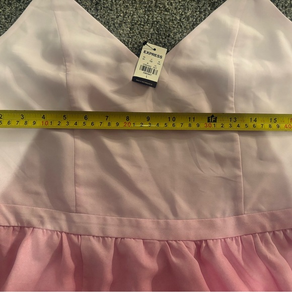 NWT!! Gorgeous EXPRESS Pink Ombré maxi dress- size LARGE- fully lined. WOW!! - Picture 15 of 16